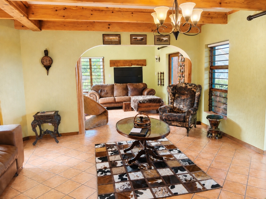 4 Bedroom Property for Sale in Brenton On Sea Western Cape